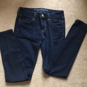 AE jegging Size 8 long no holes